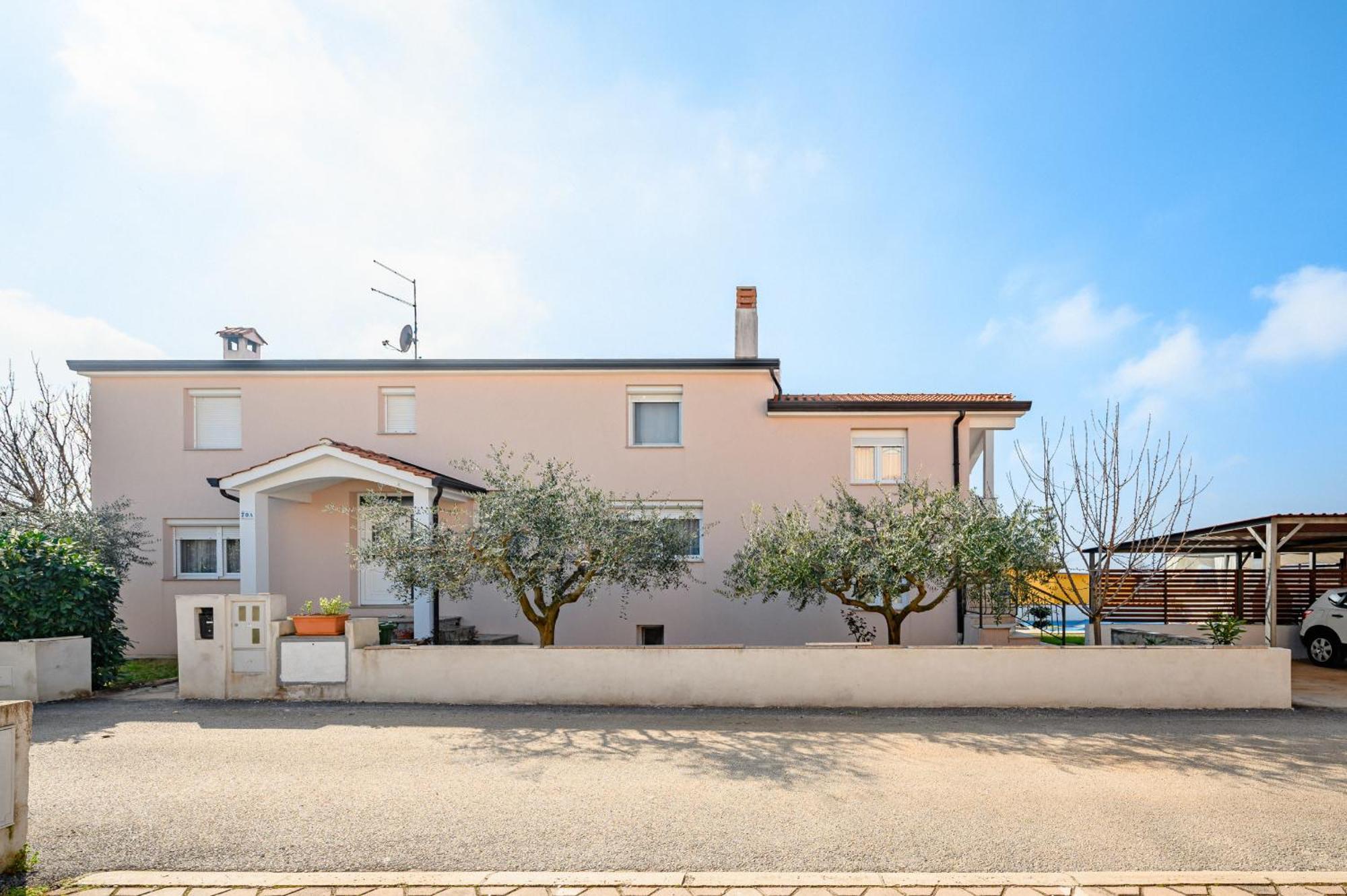 Charming Apartments Rose 1&2 With Pool Poreč Buitenkant foto